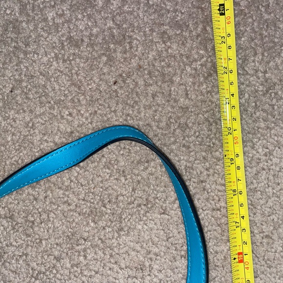 Steve Madden purse with cross body strap - Picture 8 of 9